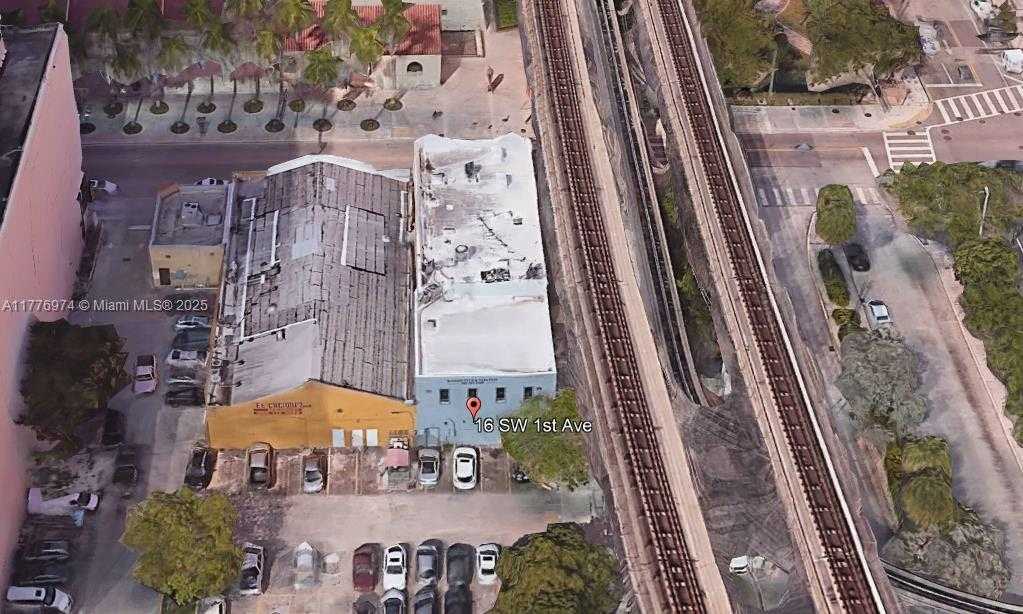 Small Image of 16 SOUTH WEST 1ST AVE, Miami Number 22