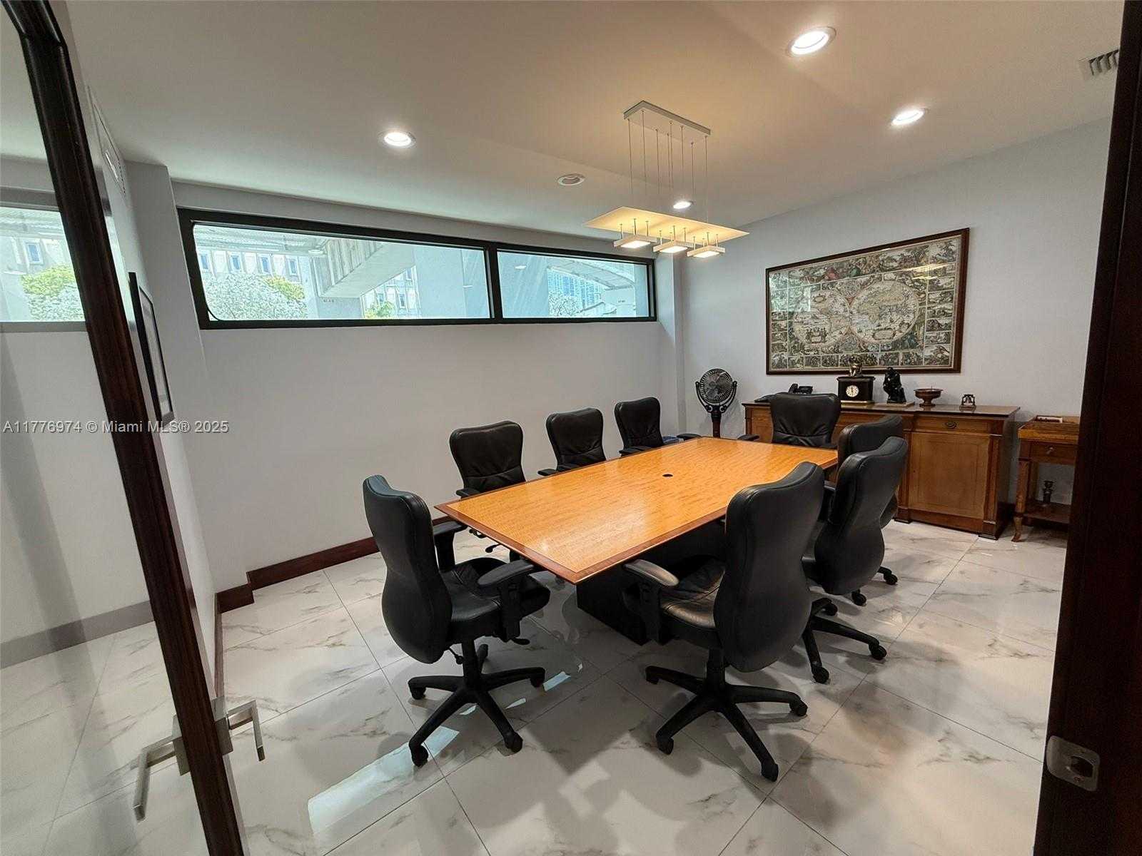 Small Image of 16 SOUTH WEST 1ST AVE, Miami Number 5
