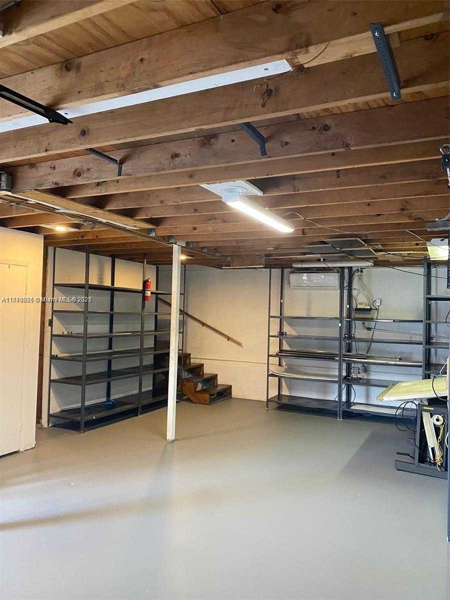 Small Image of 12174 SOUTH WEST 131ST AVE, Miami Number 10