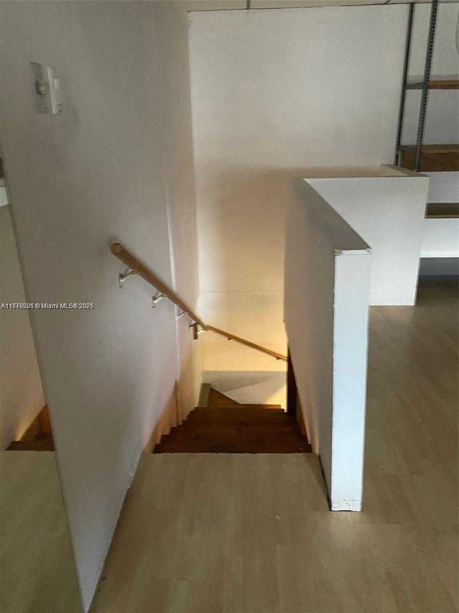 Small Image of 12174 SOUTH WEST 131ST AVE, Miami Number 13