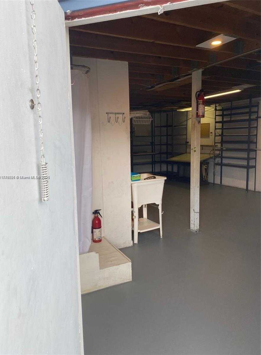 Small Image of 12174 SOUTH WEST 131ST AVE, Miami Number 5