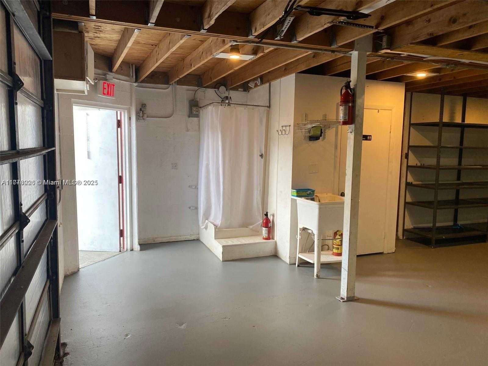 Small Image of 12174 SOUTH WEST 131ST AVE, Miami Number 9