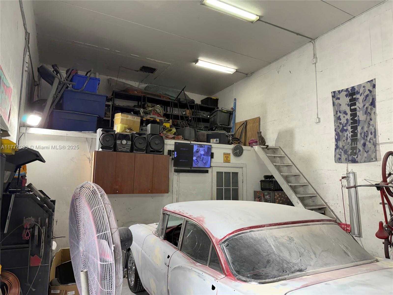 Small Image of 13626 SOUTH WEST 142ND AVE, Miami Number 2