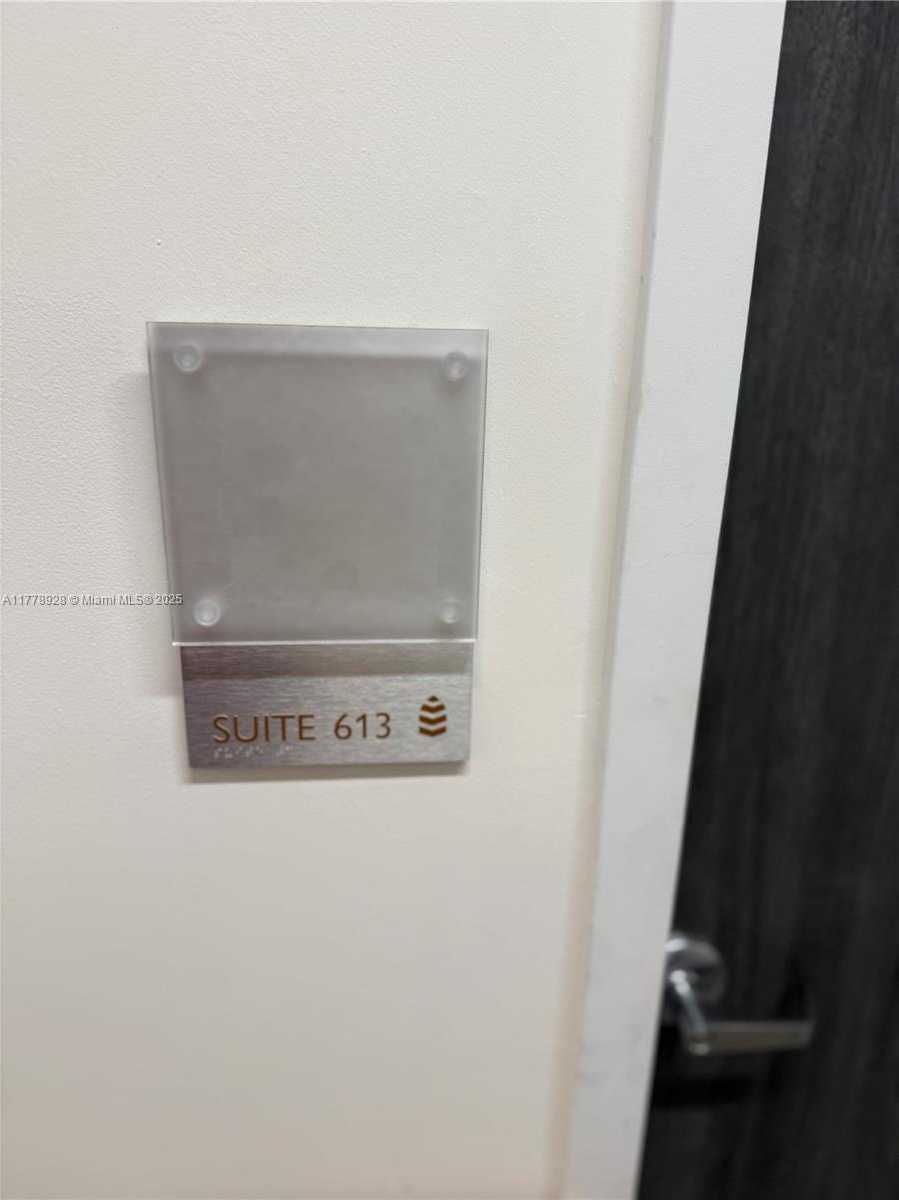 Imagen de Pequeño Objeto