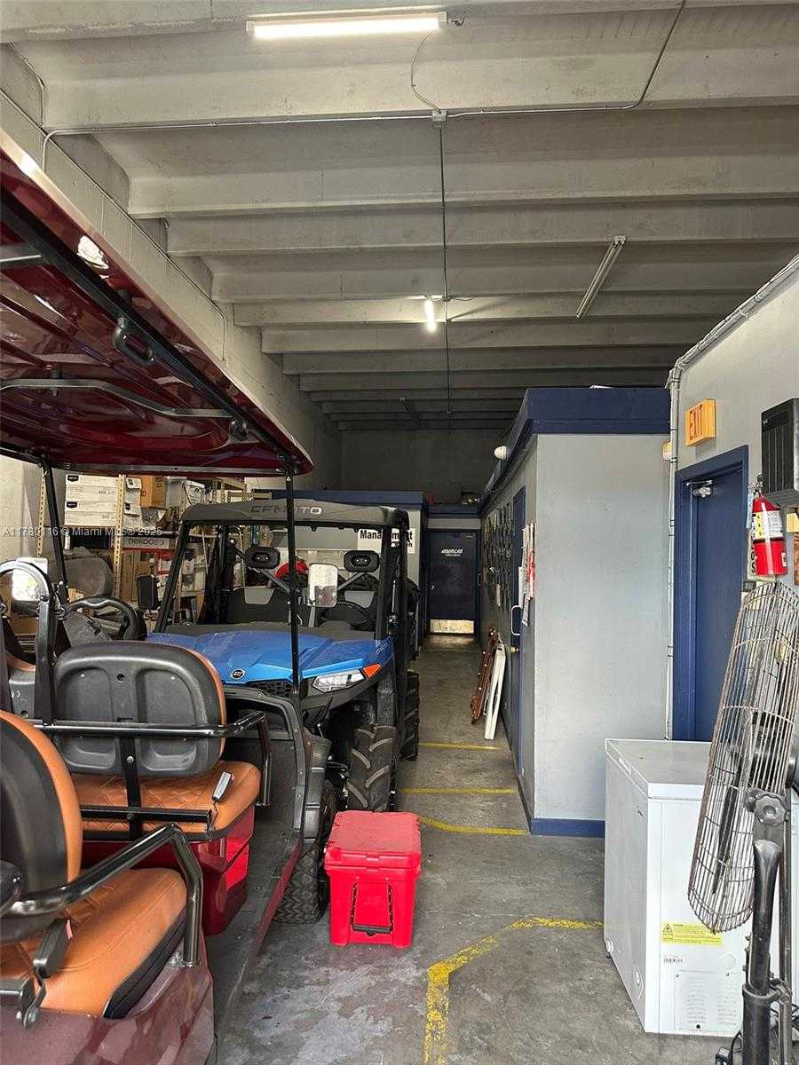 Small Image of 9180 NORTH WEST 119TH ST #10, Hialeah Gardens Number 21