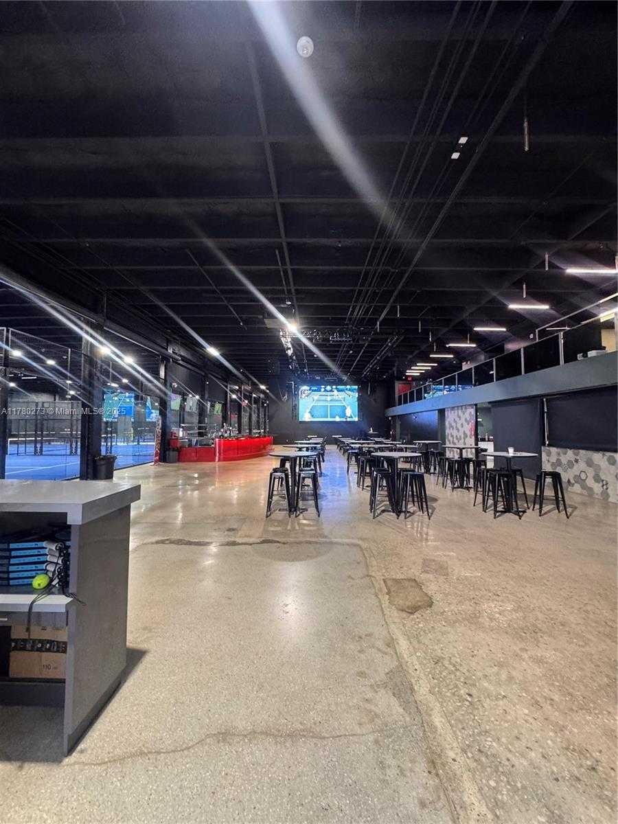 Small Image of 1360 NORTH WEST 88TH AVE, Doral Number 2