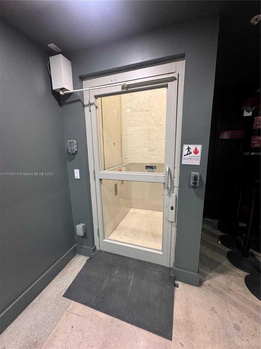 Small Image of 1360 NORTH WEST 88TH AVE, Doral Number 26