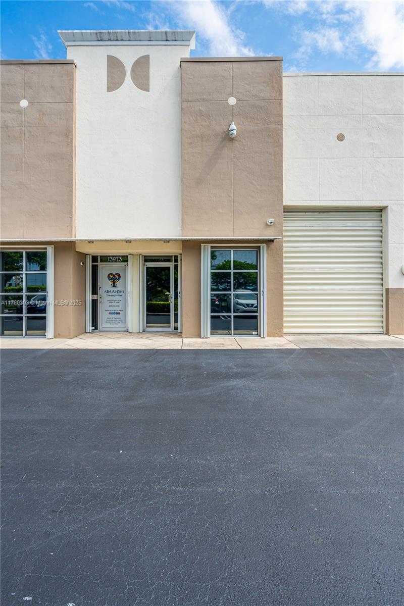 Small Image of 13967 SOUTH WEST 119TH AVE #10, Miami Number 7