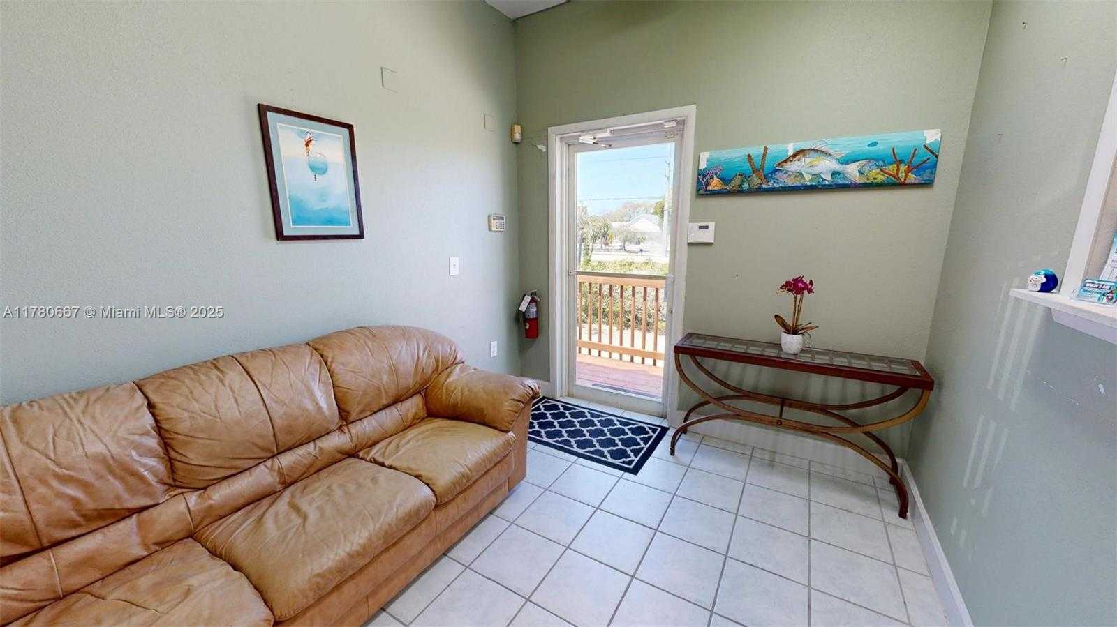 Small Image of 103301 OVERSEAS HIGHWAY, Out of City Number 4