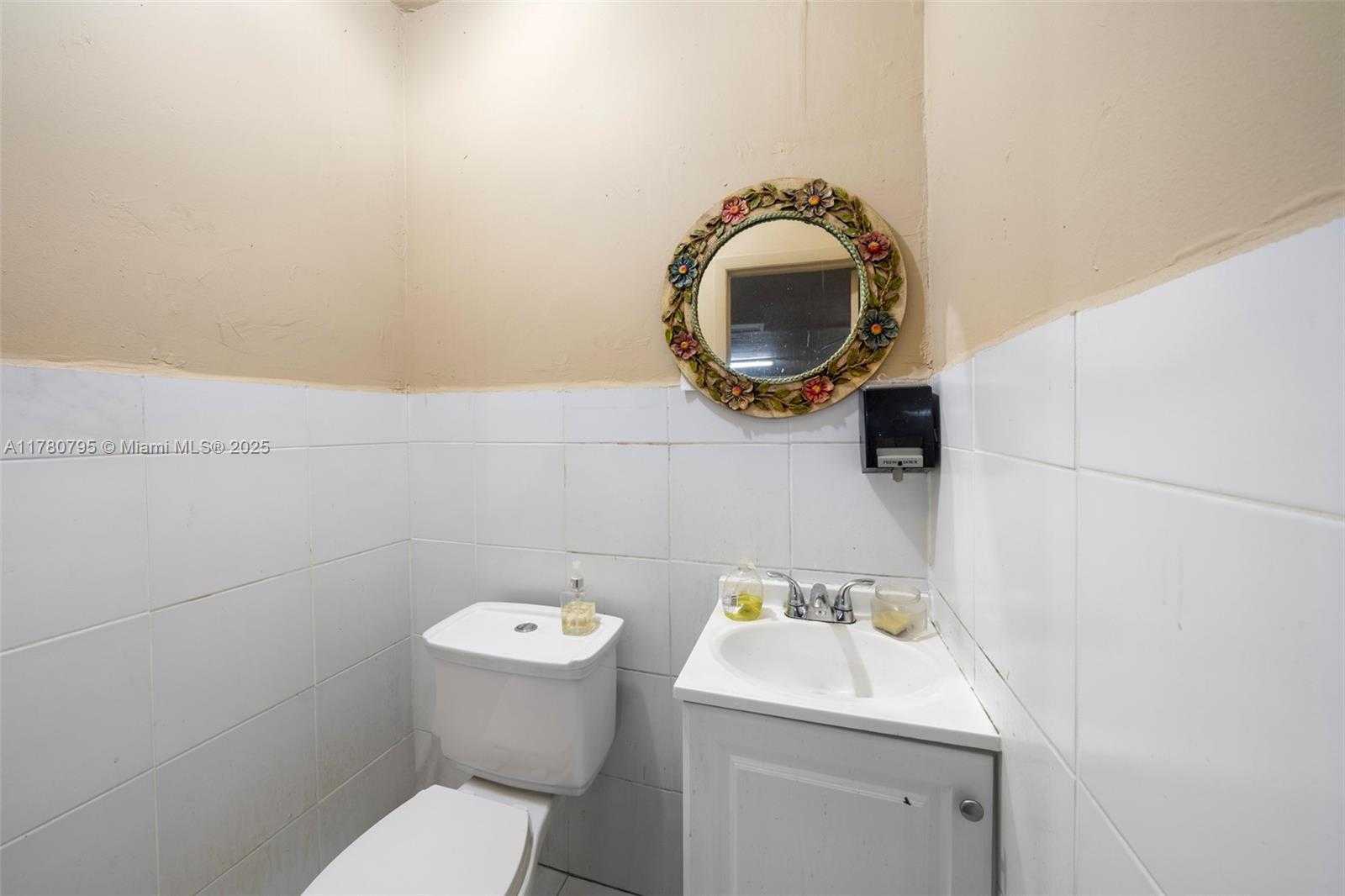 Small Image of 2292 SOUTH WEST 22ND ST, Miami Number 20