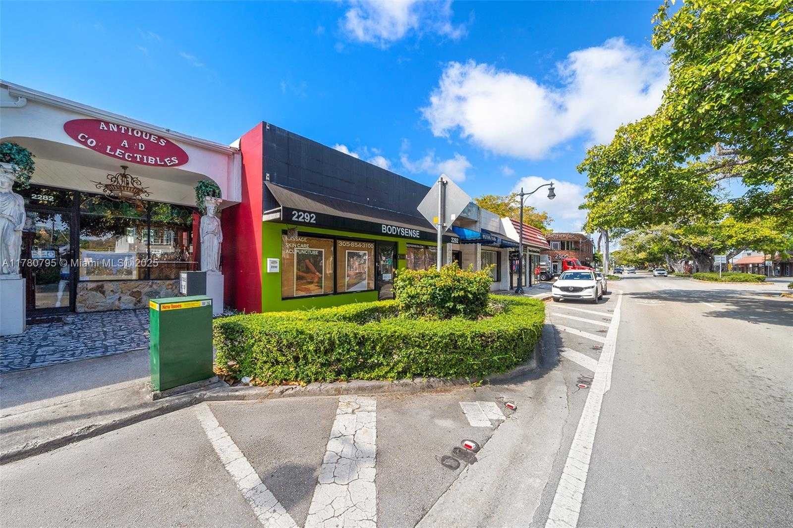 Small Image of 2292 SOUTH WEST 22ND ST, Miami Number 4