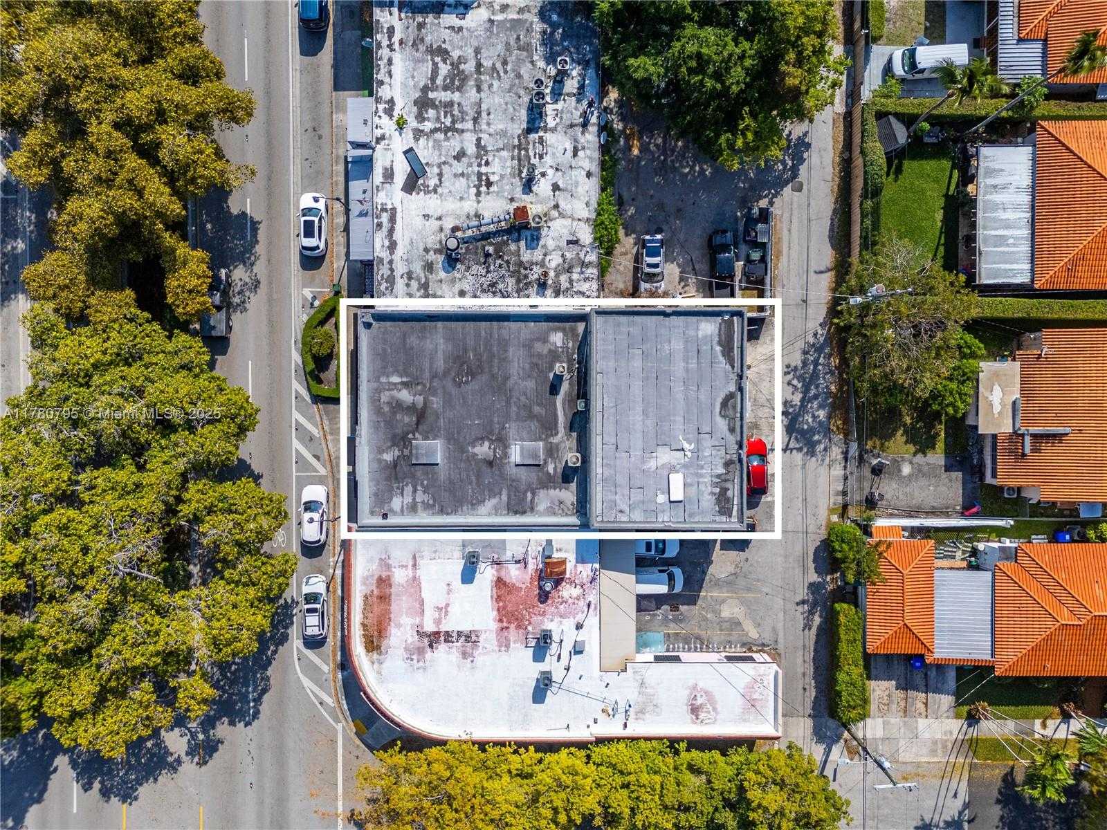 Small Image of 2292 SOUTH WEST 22ND ST, Miami Number 9