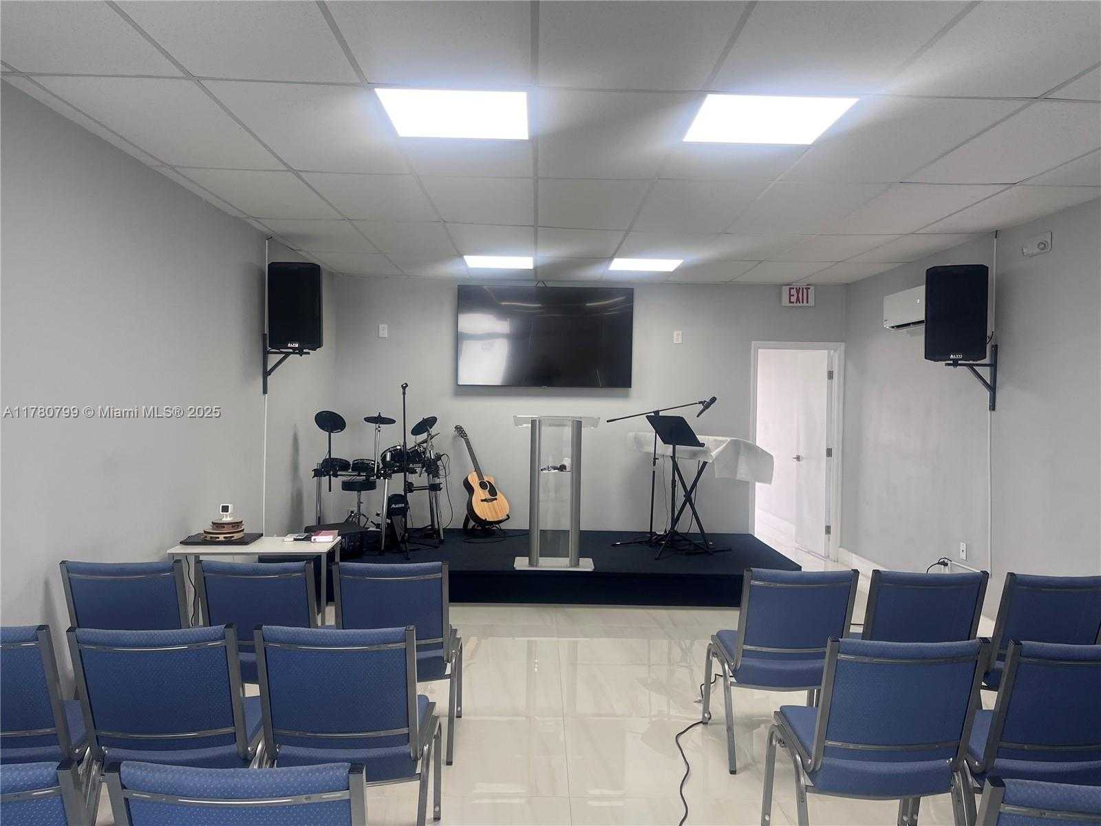 Small Image of 2228 SOUTH WEST 67TH AVE, Miami Number 10