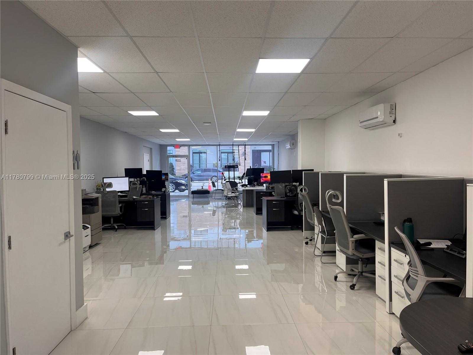 Small Image of 2228 SOUTH WEST 67TH AVE, Miami Number 3