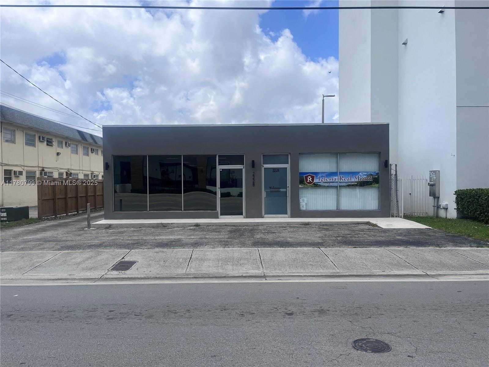 Small Image of 2228 SOUTH WEST 67TH AVE, Miami Number 6