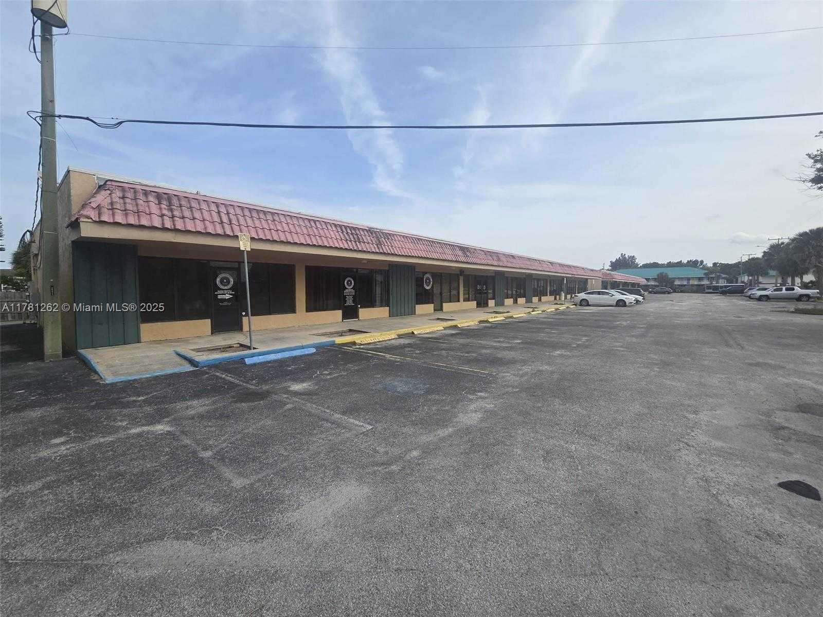Small Image of 3214 SOUTH US HIGHWAY 1, Fort Pierce Number 9
