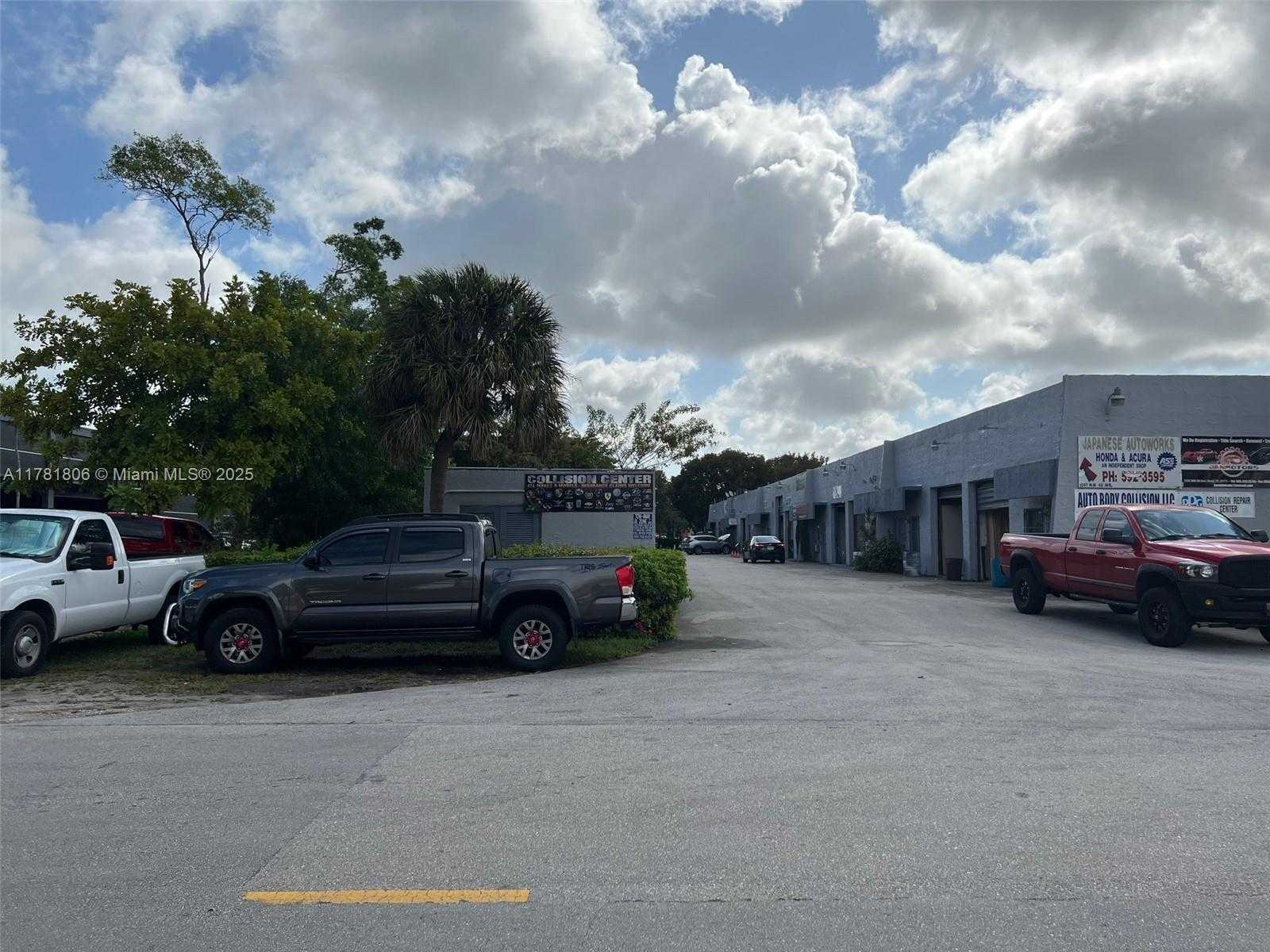 Small Image of 1357 NORTH WEST 88TH AVE, Doral Number 10