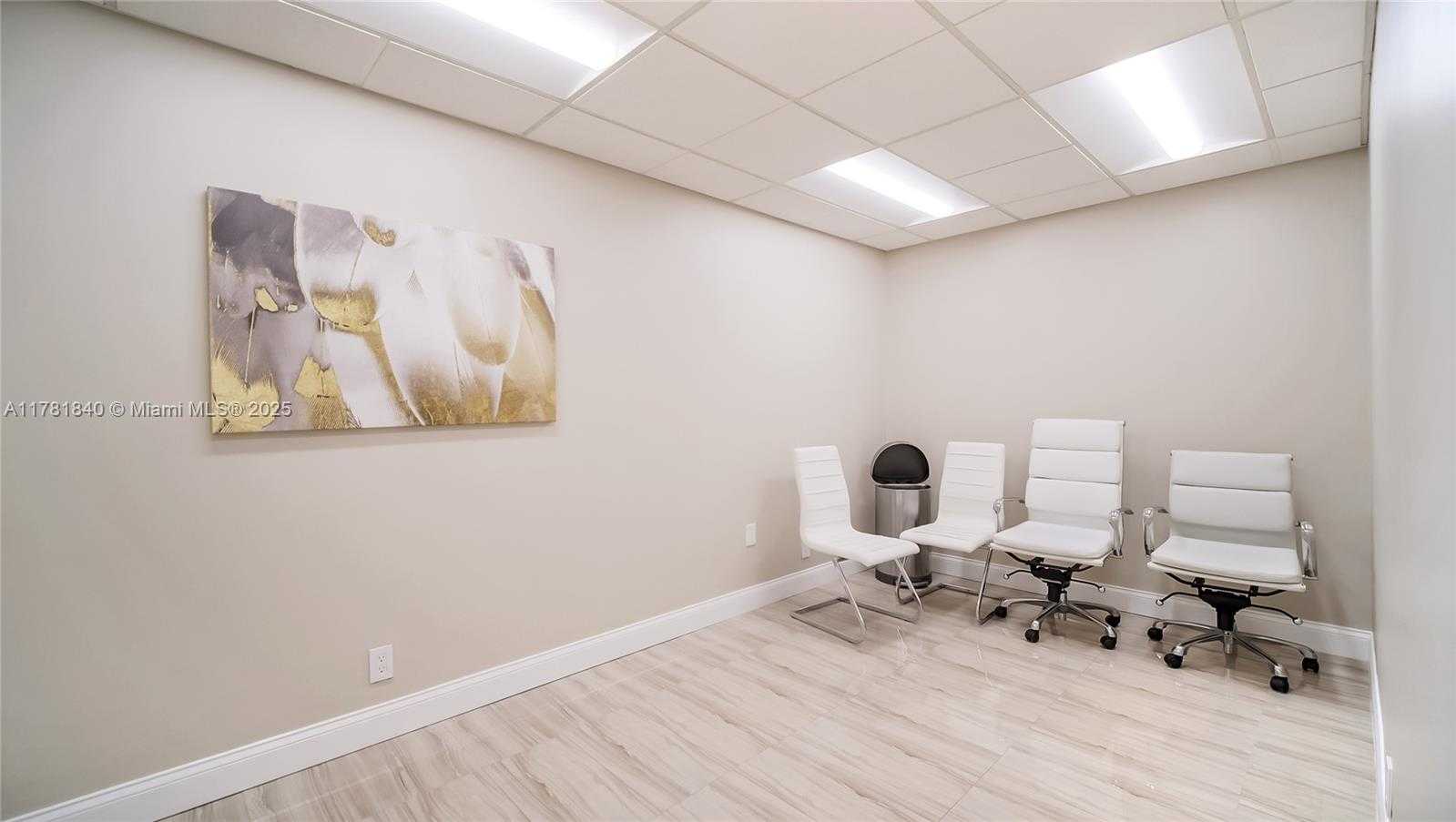 Small Image of 201 NORTH UNIVERSITY DR #13 & 14, Plantation Number 10