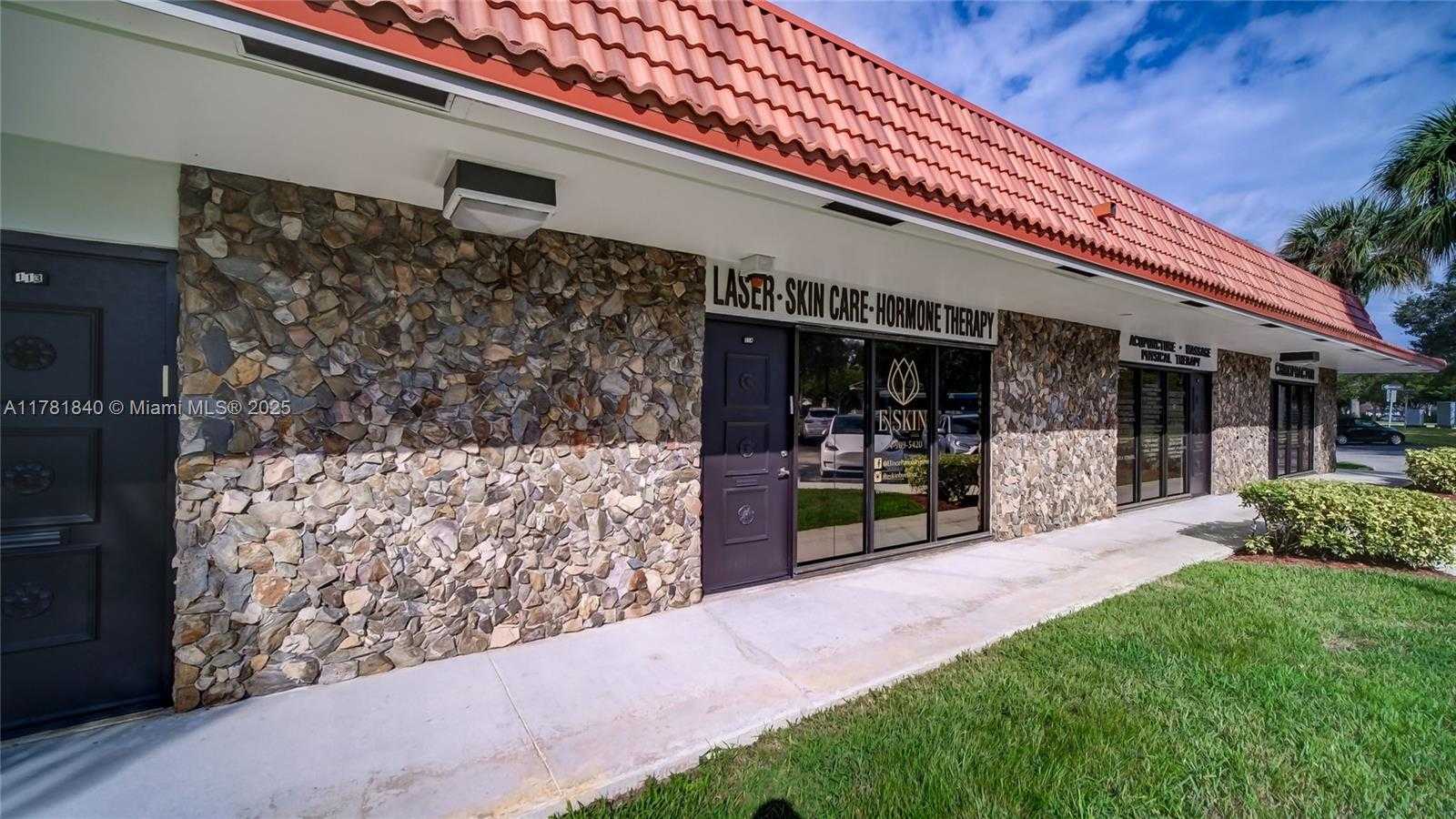 Small Image of 201 NORTH UNIVERSITY DR #13 & 14, Plantation Number 27