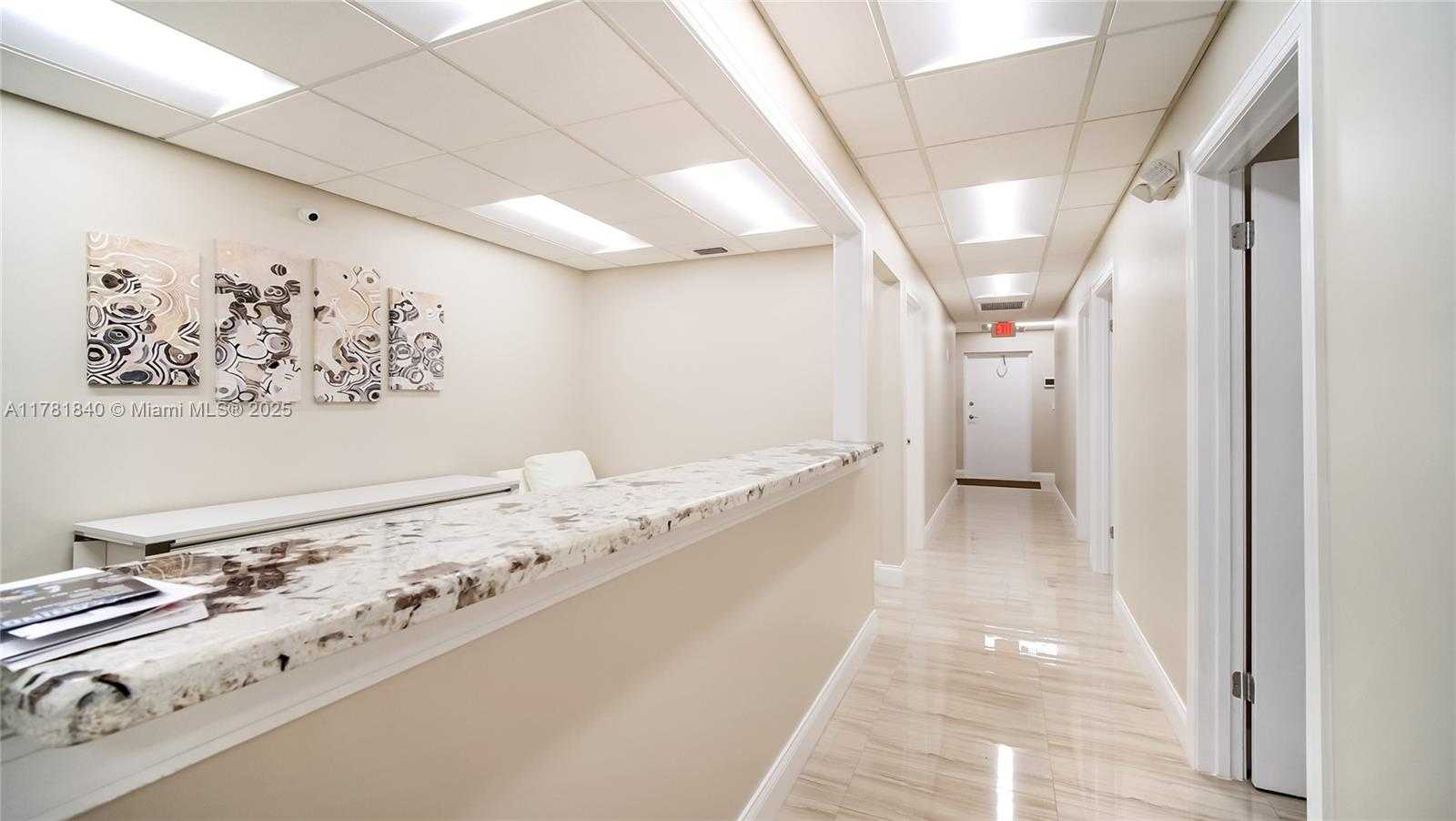 Small Image of 201 NORTH UNIVERSITY DR #13 & 14, Plantation Number 5