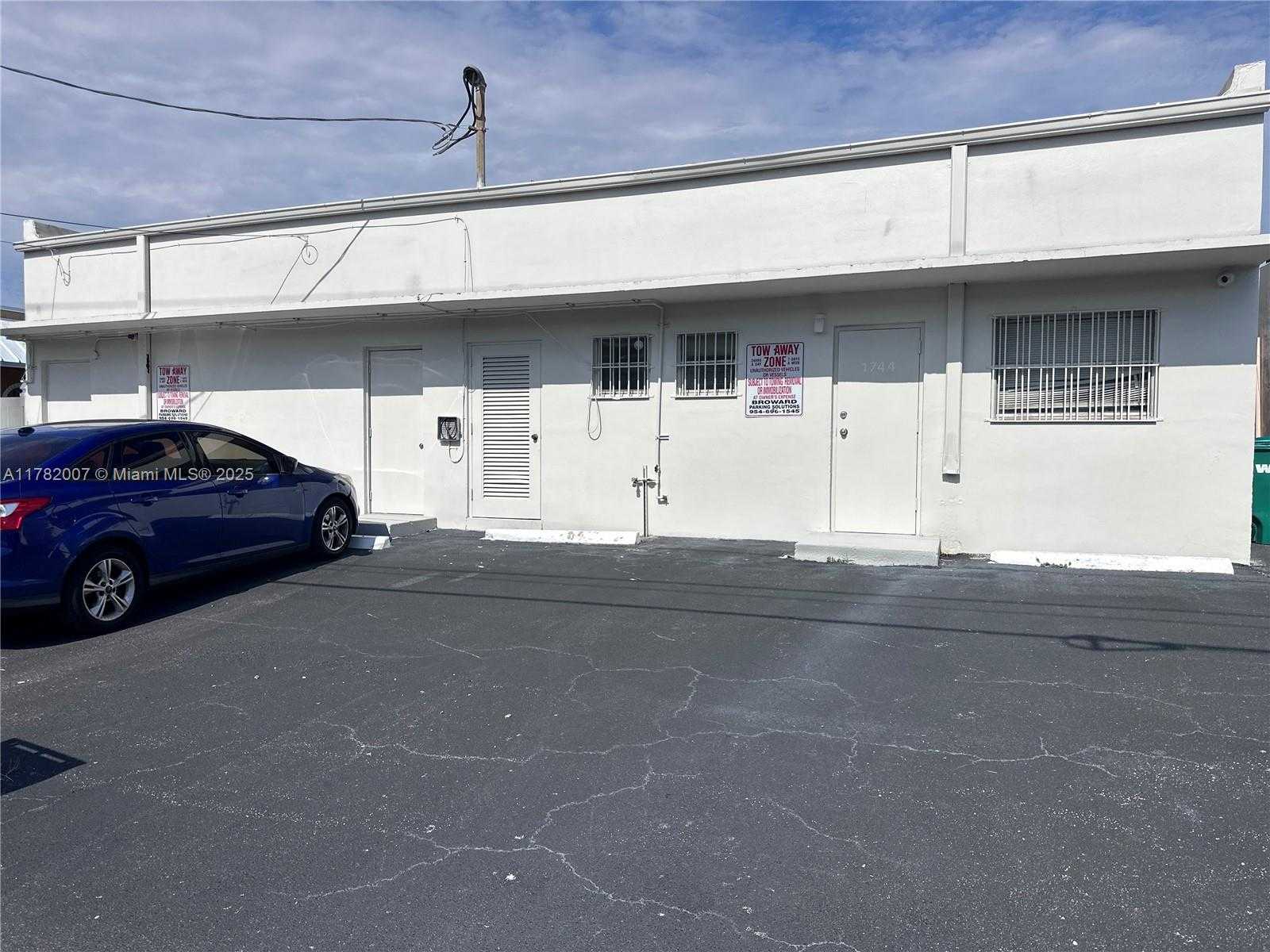 Small Image of 1744 Commercial Blvd, Fort Lauderdale, FL 33334, USA Number 14