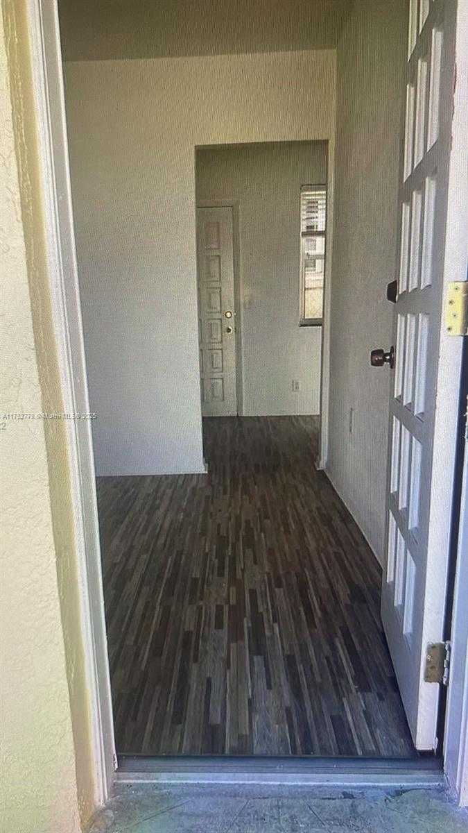 Small Image of 7637 NORTH WEST 3RD AVE, Miami Number 12