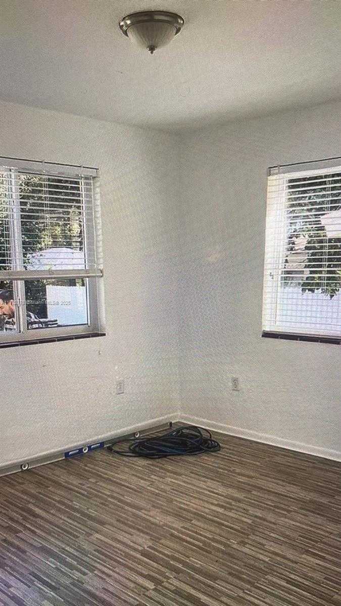 Small Image of 7637 NORTH WEST 3RD AVE, Miami Number 13