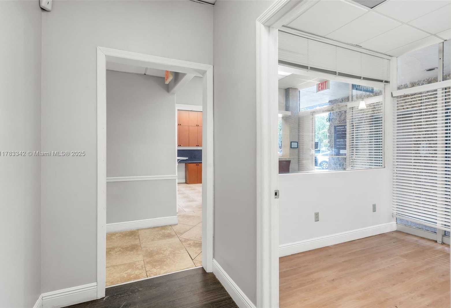 Small Image of 3816 HOLLYWOOD BLVD #2, Hollywood Number 6