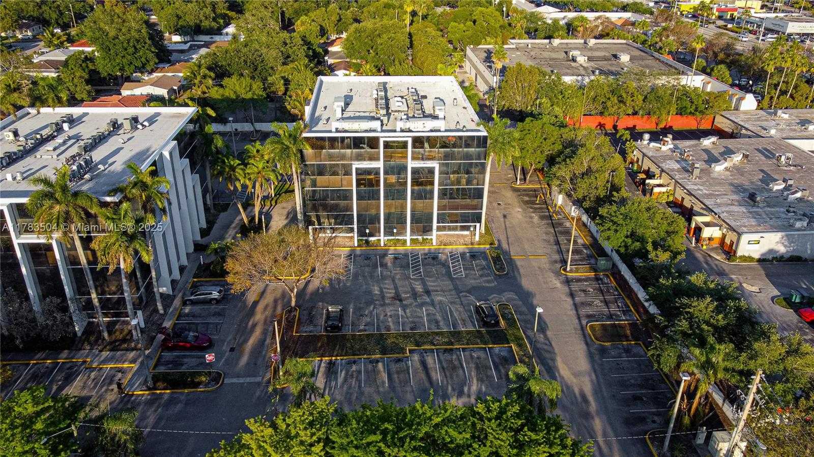 Small Image of 16853 NORTH EAST 2ND AVE #306, North Miami Beach Number 3