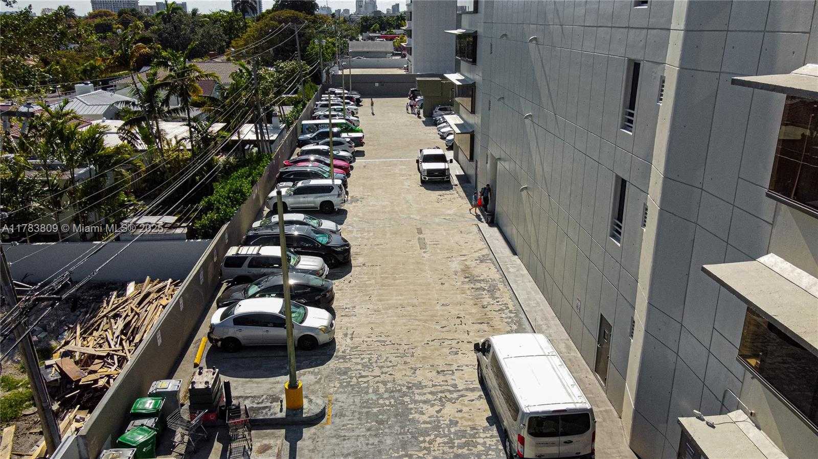 Small Image of 2100 SOUTH WEST 22ND ST #302, Miami Number 15