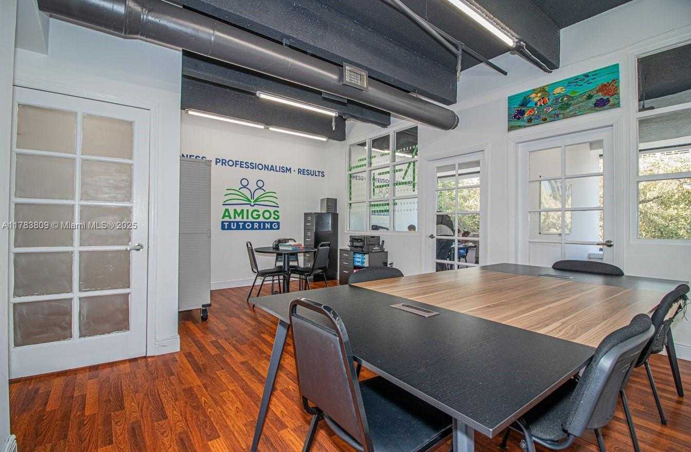 Small Image of 2100 SOUTH WEST 22ND ST #302, Miami Number 18