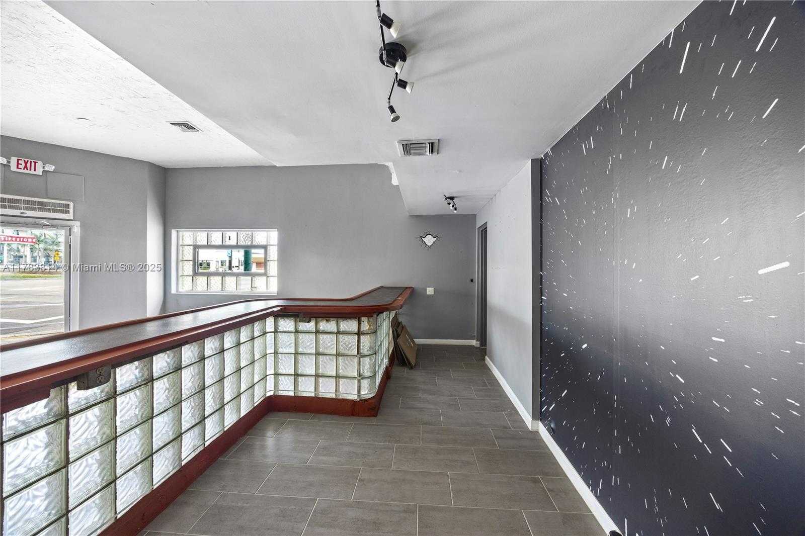 Small Image of 201 NORTH 21ST AVE, Hollywood Number 11