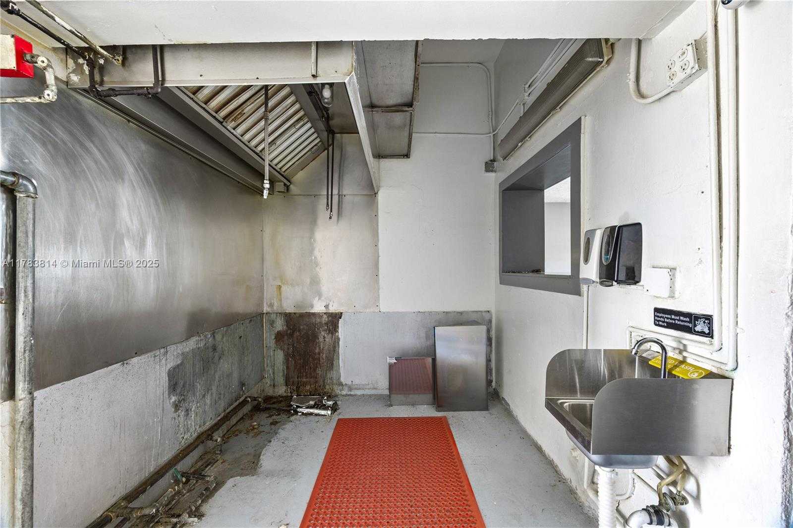 Small Image of 201 NORTH 21ST AVE, Hollywood Number 14