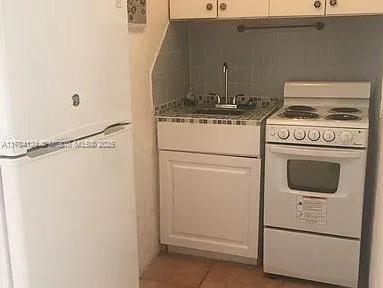 Small Image of 7625 BISCAYNE BLVD, Miami Number 5