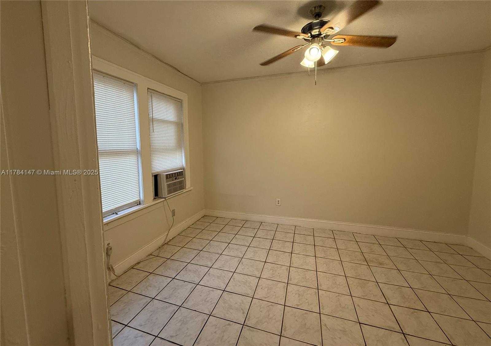 Small Image of 720 SOUTH WEST 5TH ST, Miami Number 19