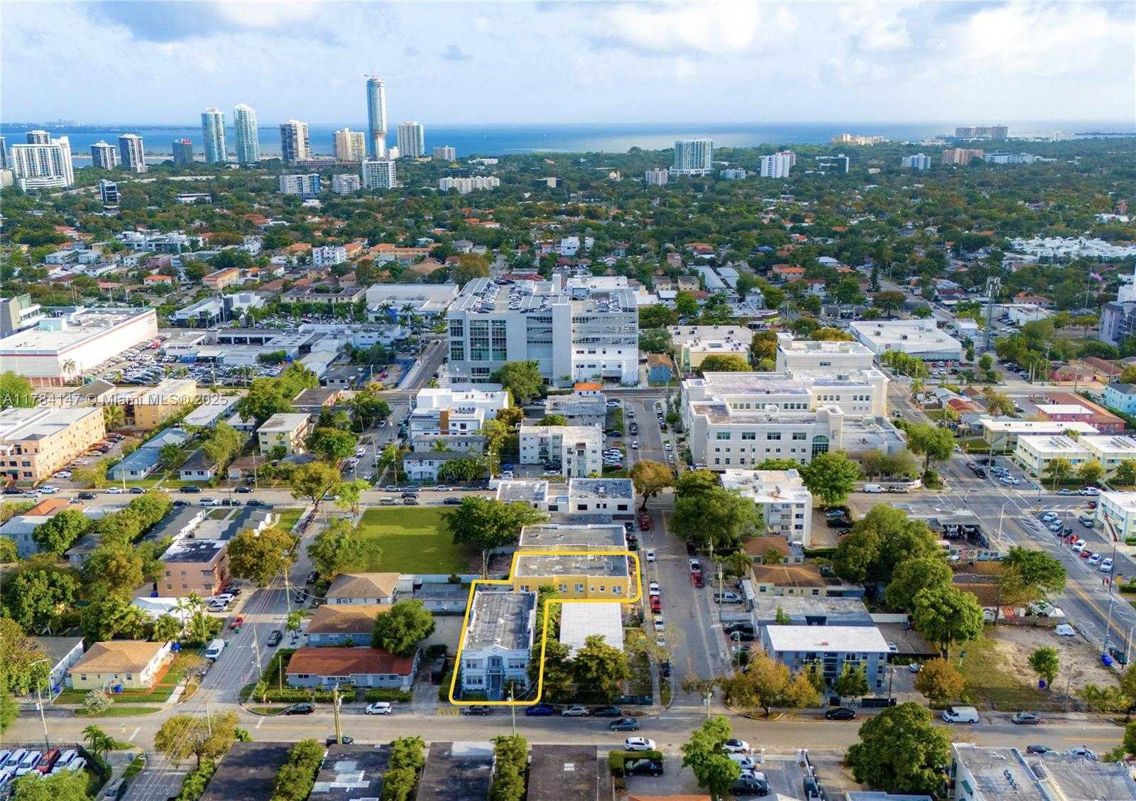 Small Image of 720 SOUTH WEST 5TH ST, Miami Number 3