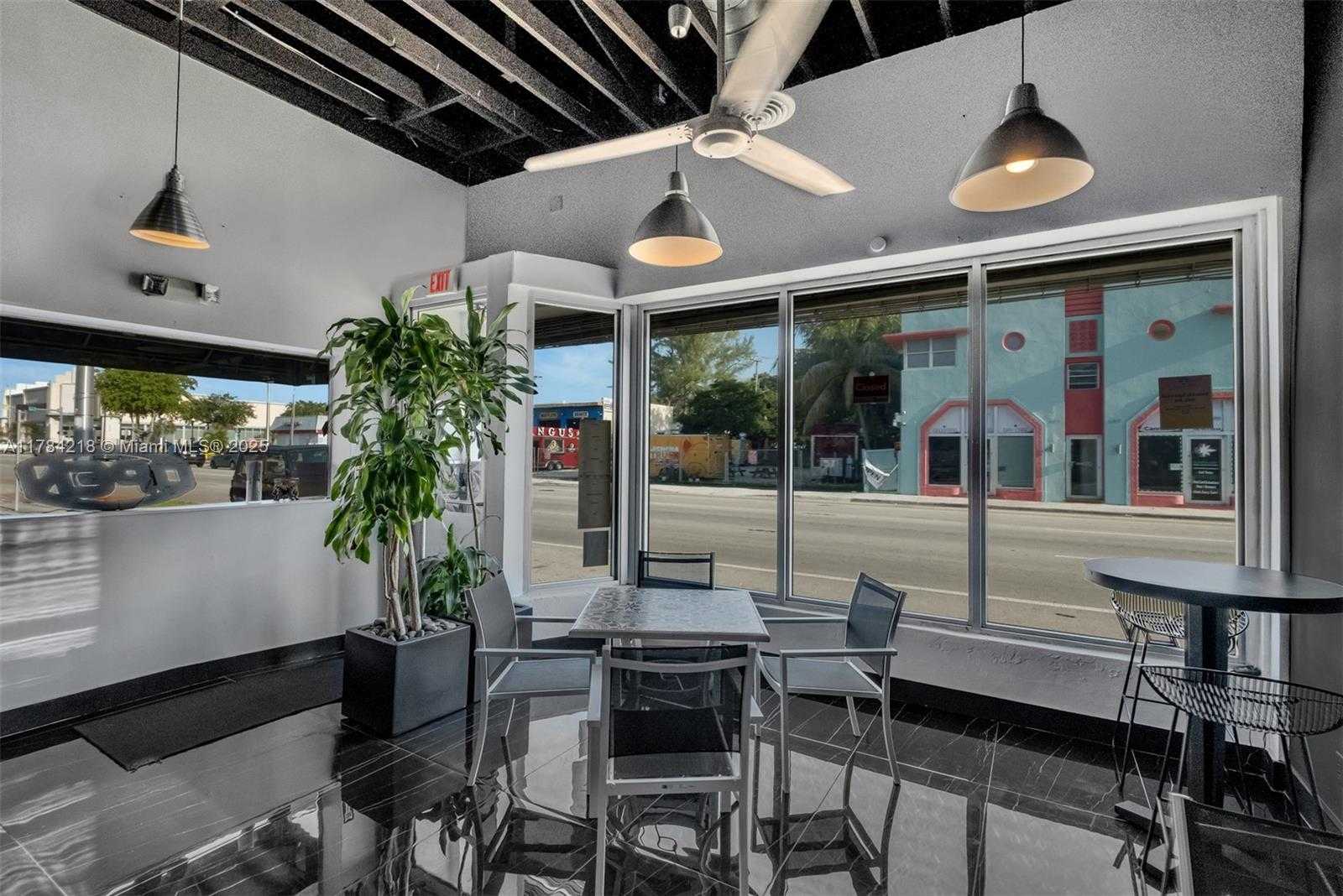 Small Image of 646 NORTH EAST 79TH ST, Miami Number 11