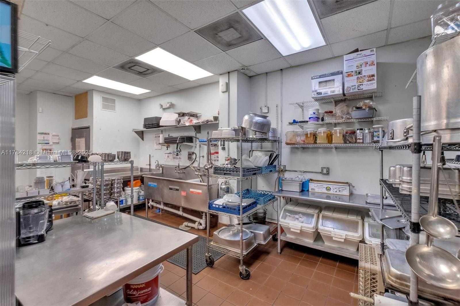 Small Image of 646 NORTH EAST 79TH ST, Miami Number 28