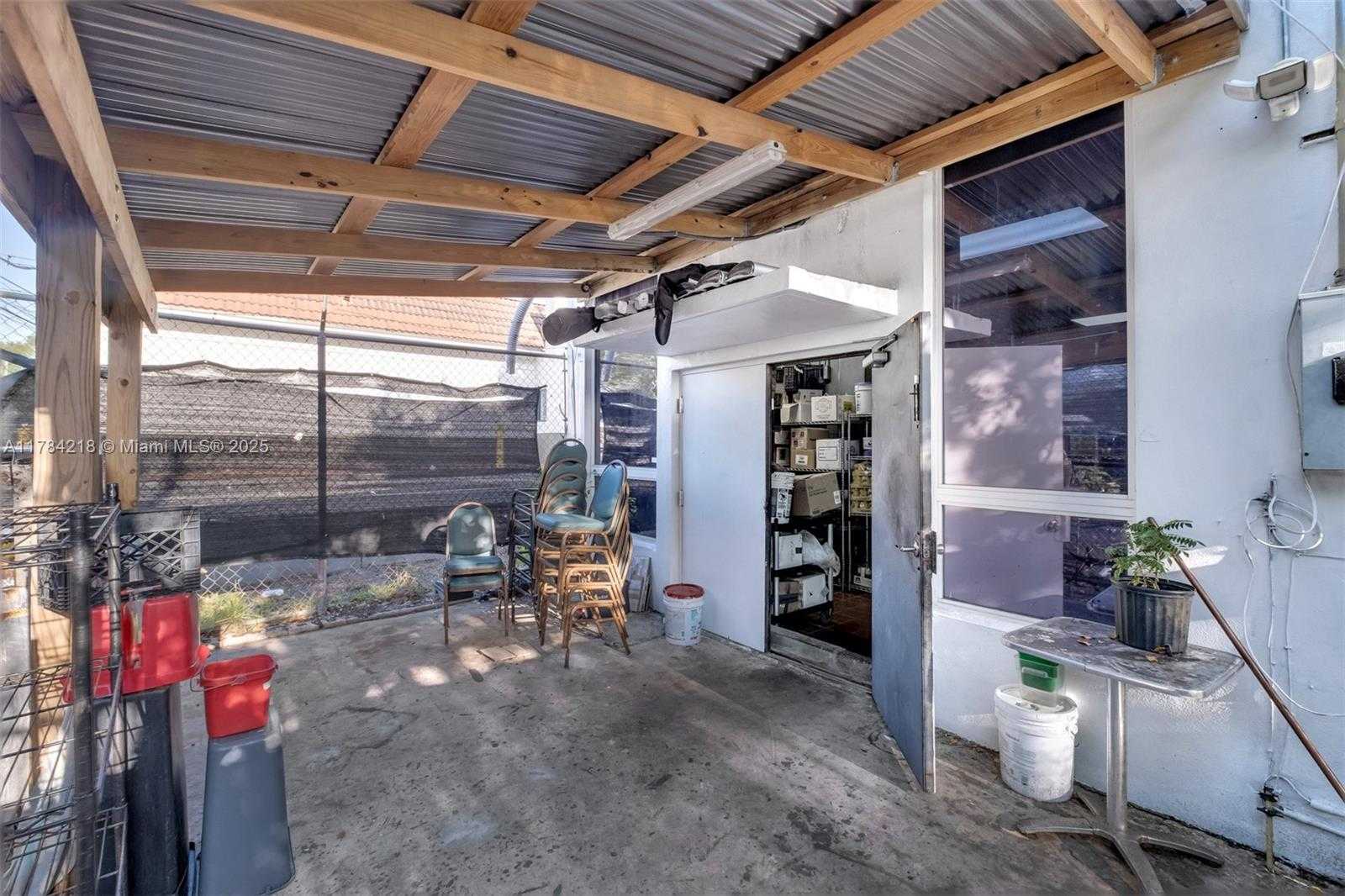 Small Image of 646 NORTH EAST 79TH ST, Miami Number 33