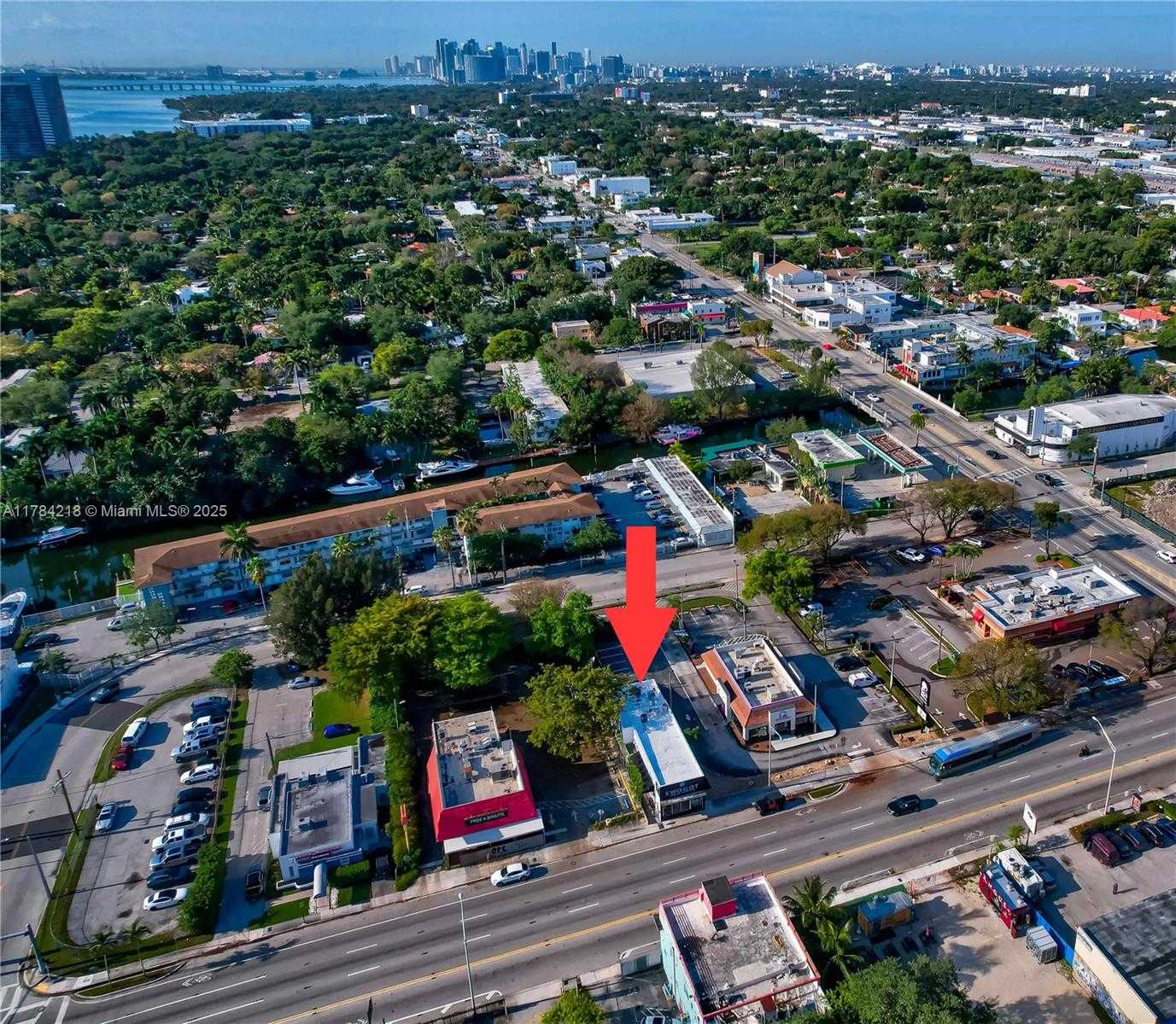 Small Image of 646 NORTH EAST 79TH ST, Miami Number 40