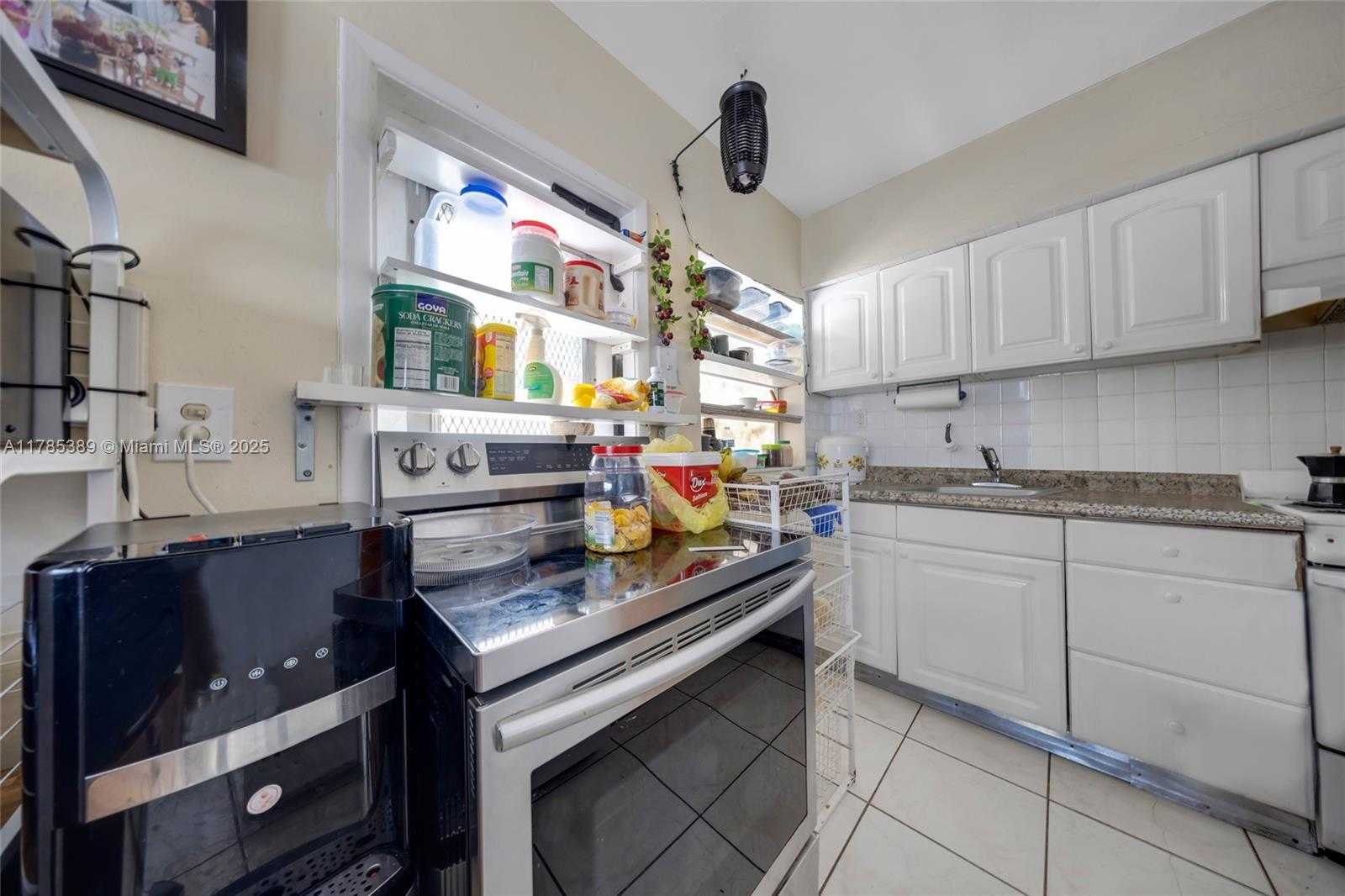 Small Image of 1644 SOUTH WEST 4TH ST, Miami Number 19