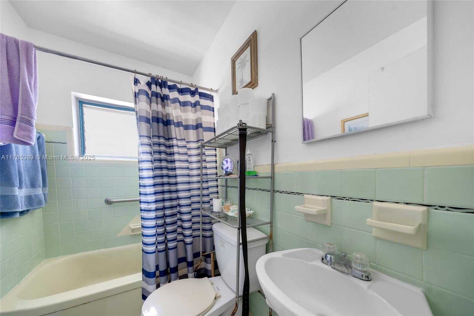 Small Image of 1644 SOUTH WEST 4TH ST, Miami Number 29