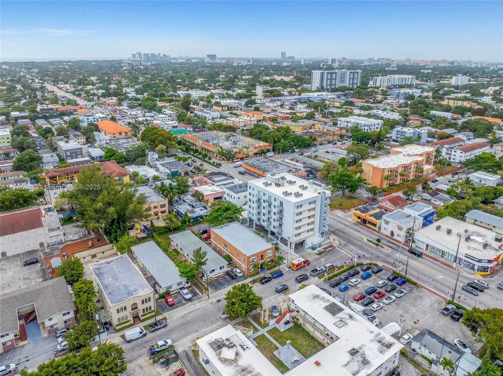 Small Image of 1644 SOUTH WEST 4TH ST, Miami Number 43