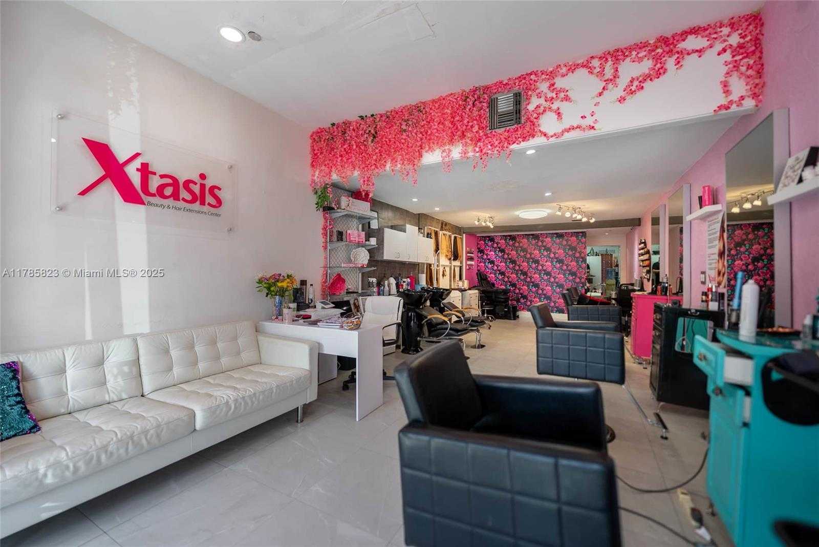 Small Image of 2731 SOUTH WEST 22ND ST, Miami Number 10