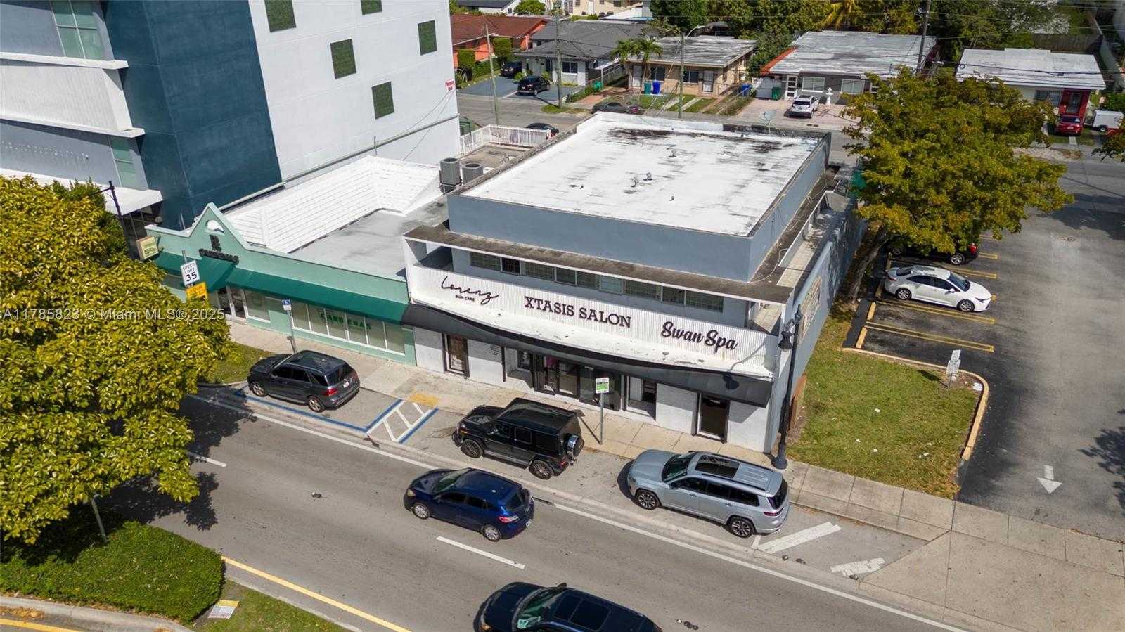 Small Image of 2731 SOUTH WEST 22ND ST, Miami Number 27