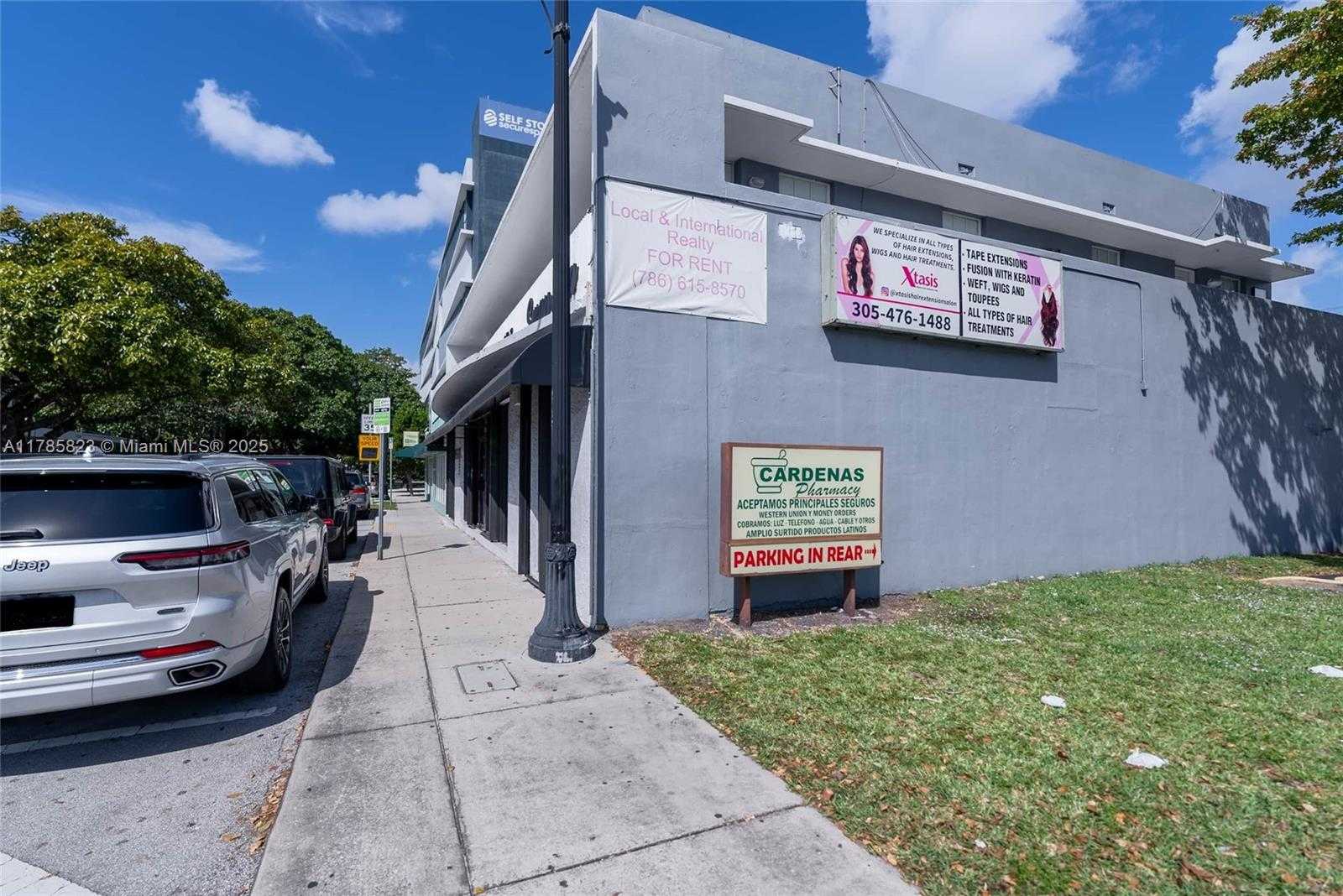Small Image of 2731 SOUTH WEST 22ND ST, Miami Number 35