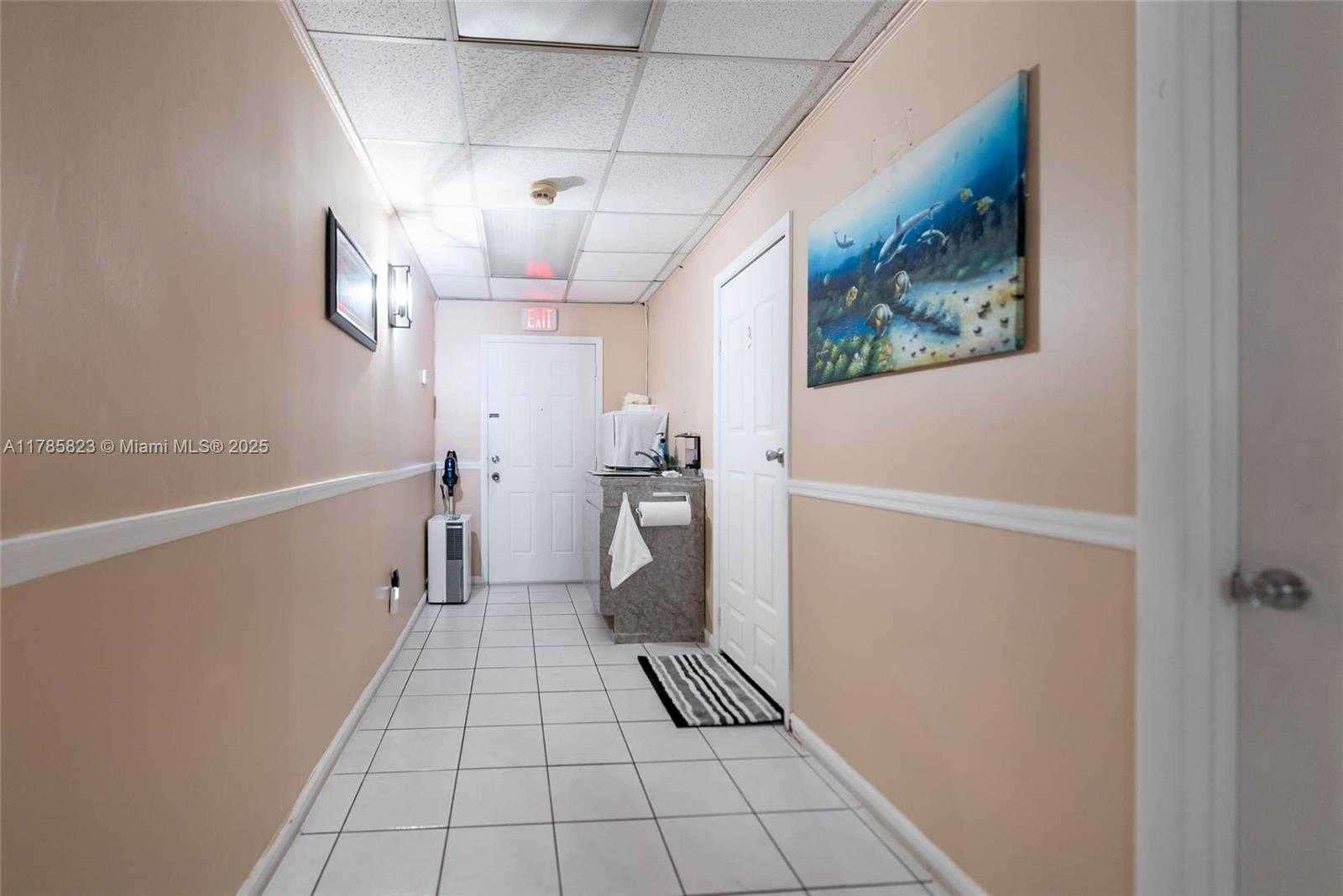 Small Image of 2731 SOUTH WEST 22ND ST, Miami Number 4