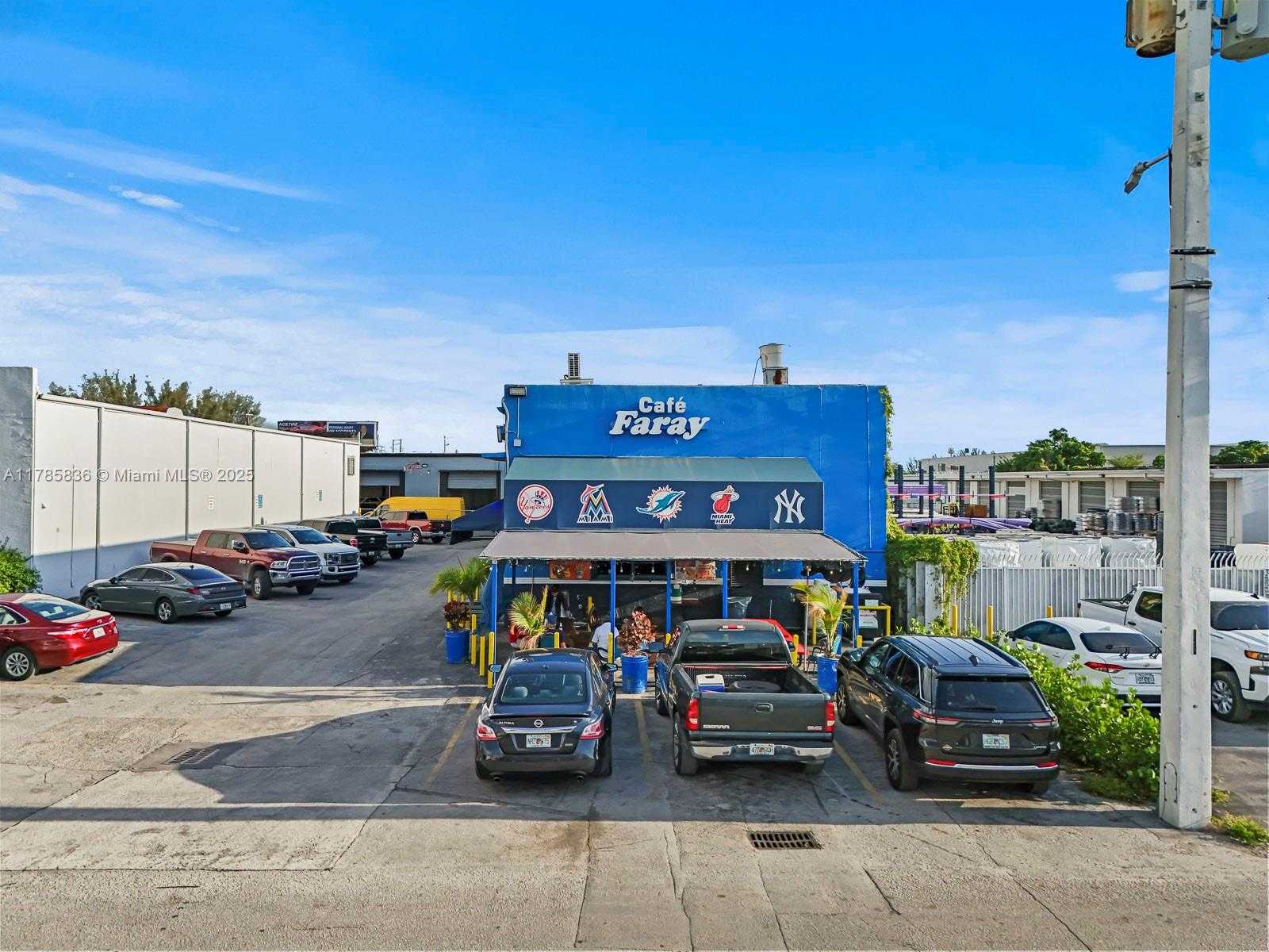 Small Image of 4200 NORTH WEST 72ND AVE, Miami Number 20