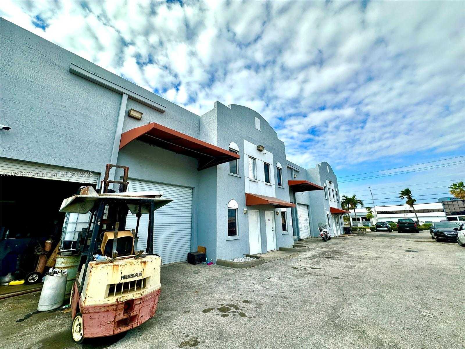 Small Image of 13063 NORTH WEST 42ND AVE #5, Opa-Locka Number 4