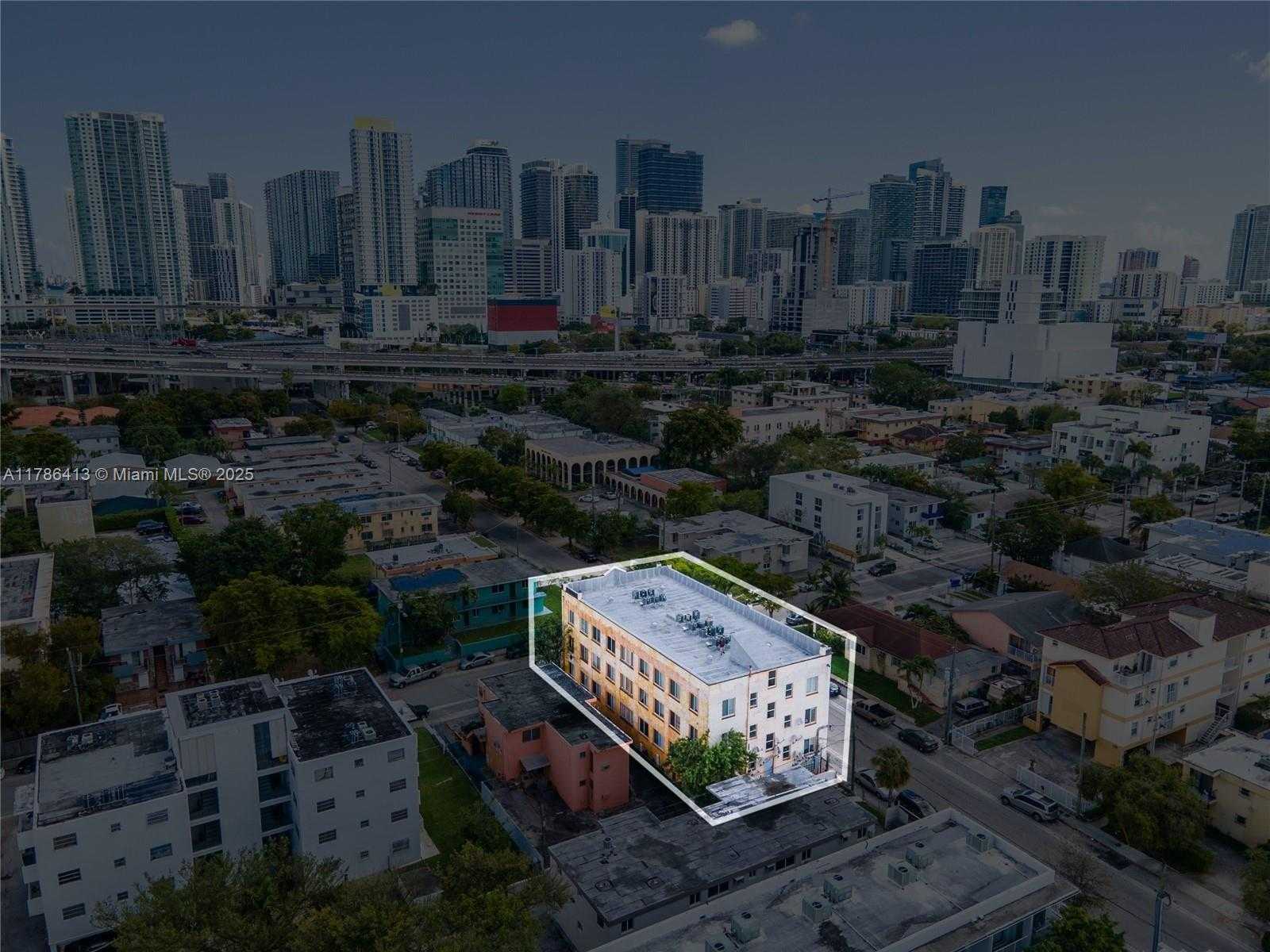 Small Image of 440 SOUTH WEST 5TH AVE, Miami Number 21